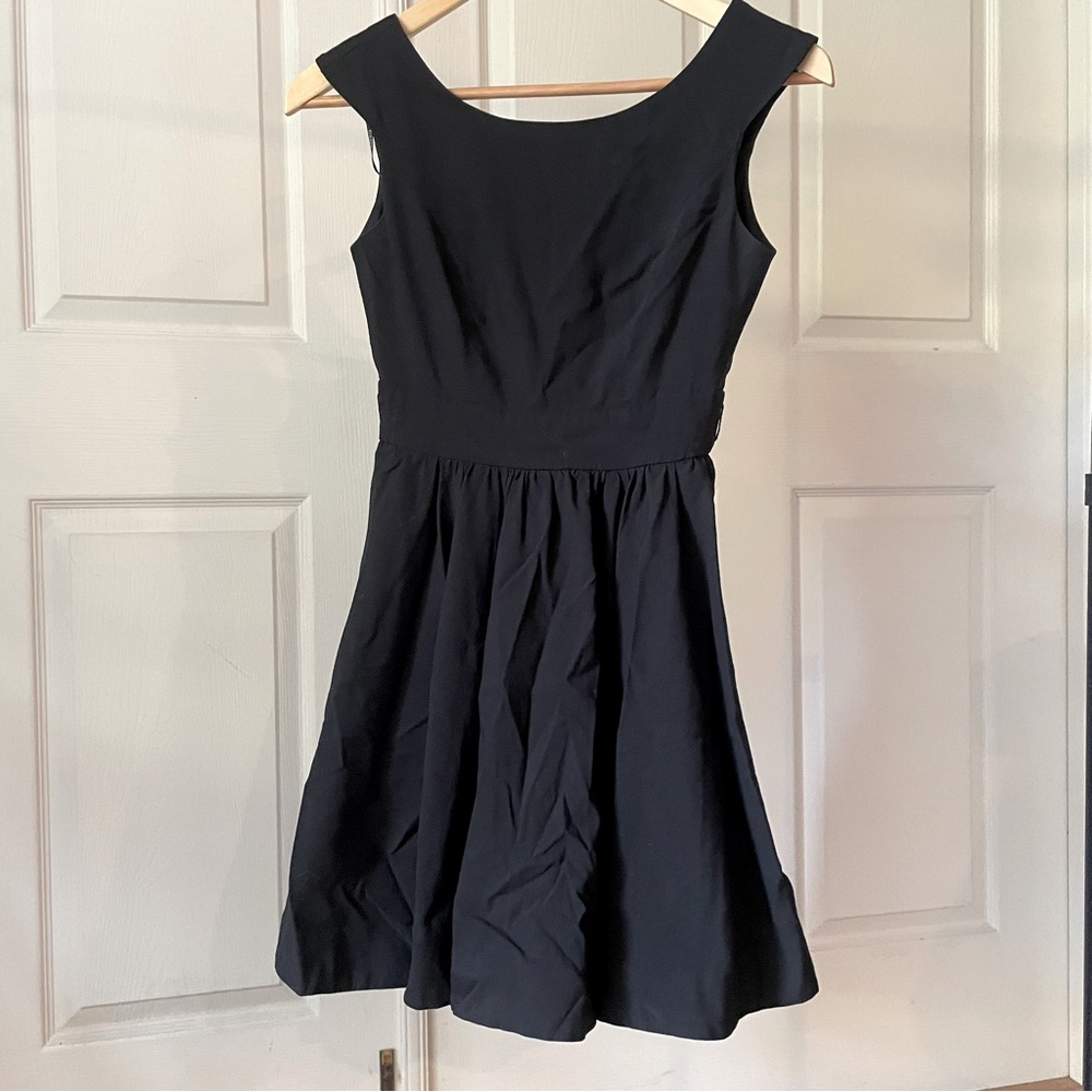 The perfect little black dress, with pockets!